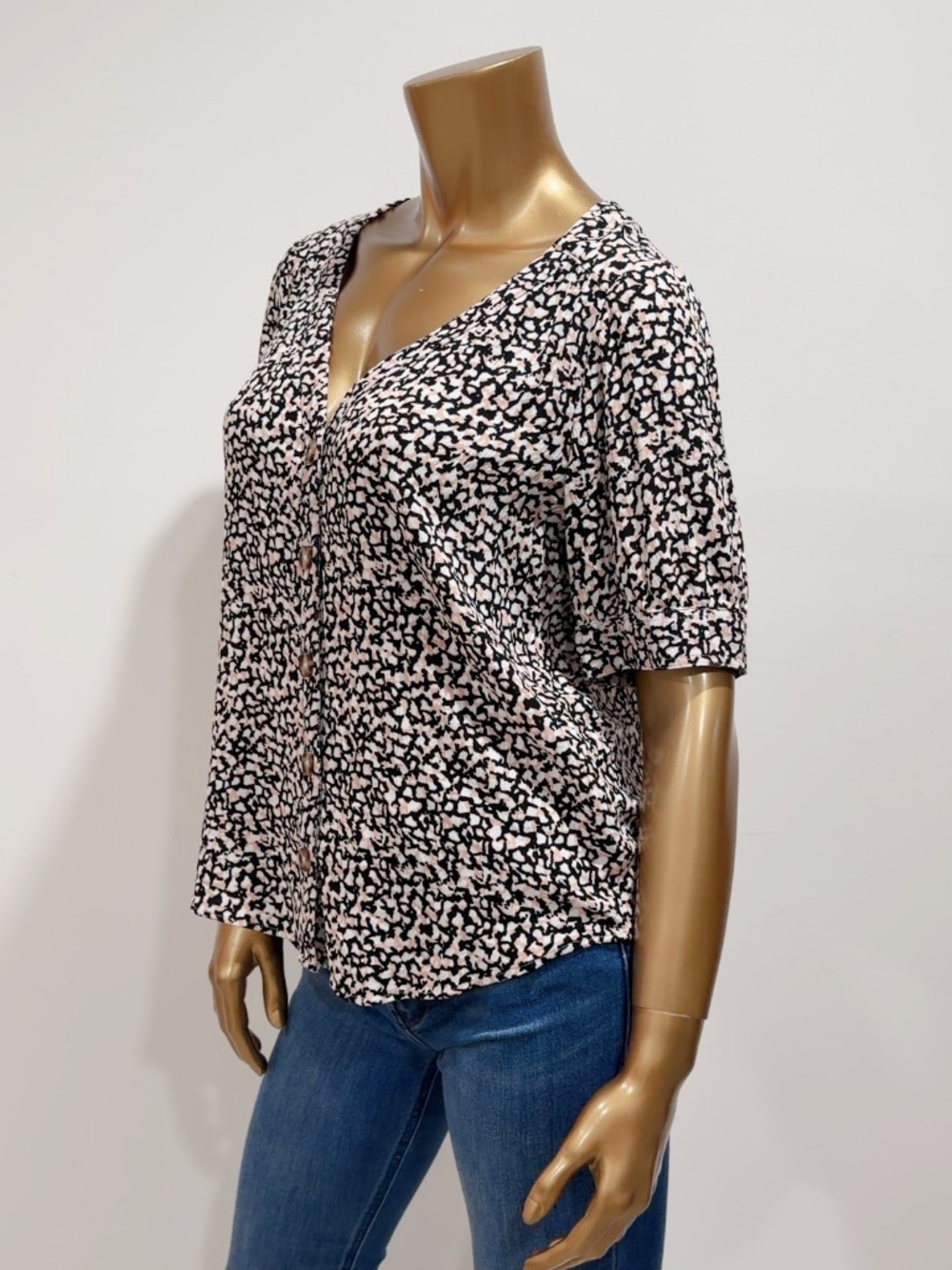 Maeve by Anthropologie Short Sleeve Button Down Blaise Top Size 10 - Picture 6 of 8